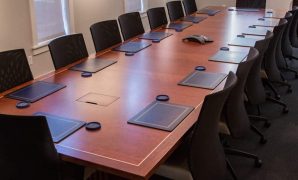 Desain Meja Rapat Kantor Modern untuk Meningkatkan Produktivitas Tim