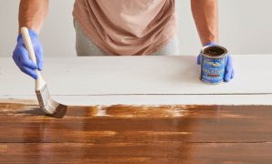 Jenis Finishing Meja Kayu Kantor untuk Daya Tahan dan Tampilan Premium